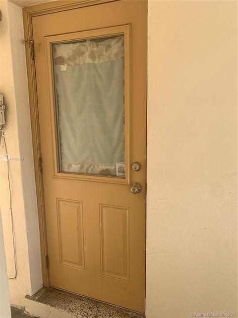 314 E 52nd St, Hialeah, FL 33013 photo 9