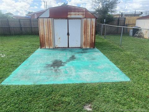 314 E 52nd St, Hialeah, FL 33013 photo 62