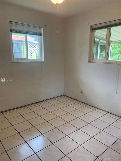 314 E 52nd St, Hialeah, FL 33013 photo 33
