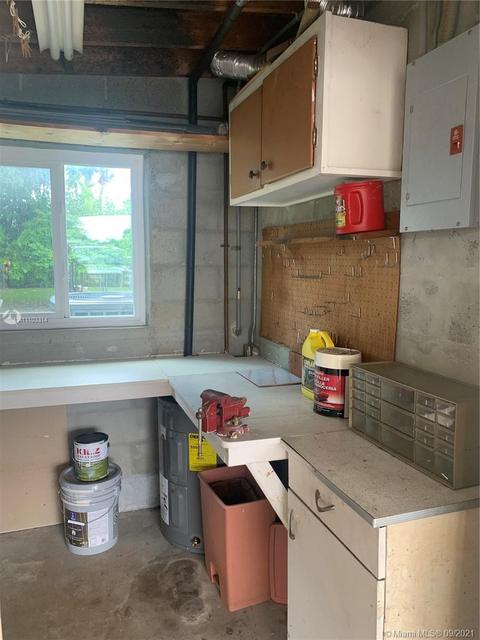 314 E 52nd St, Hialeah, FL 33013 photo 54