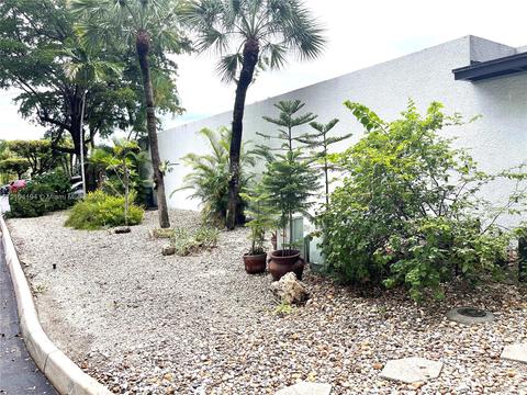 16511 Fox Den Ct, Miami Lakes, FL 33014 photo 33