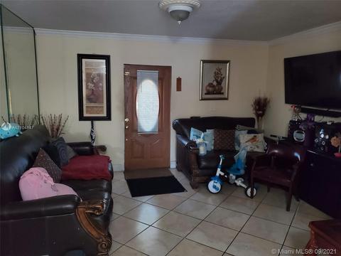 630 NE 3rd Pl, Hialeah, FL 33010 photo 12