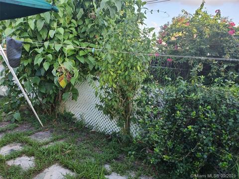 630 NE 3rd Pl, Hialeah, FL 33010 photo 5