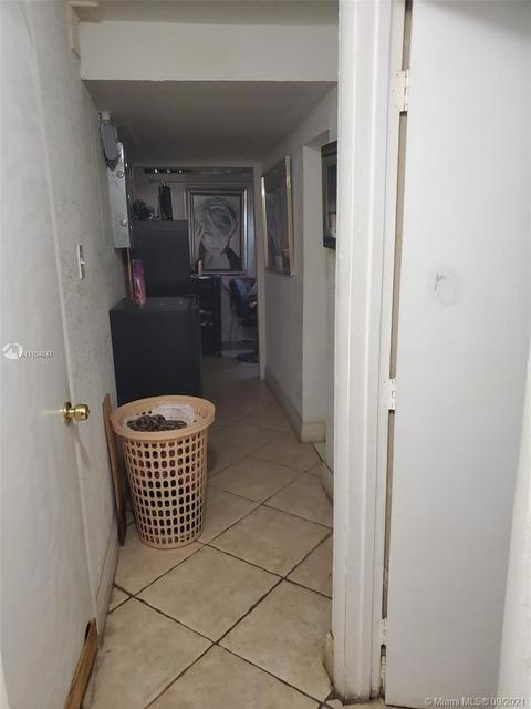 630 NE 3rd Pl, Hialeah, FL 33010 photo 10