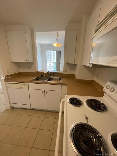 1250 S Miami Ave #2410, Miami, FL 33130 photo 16