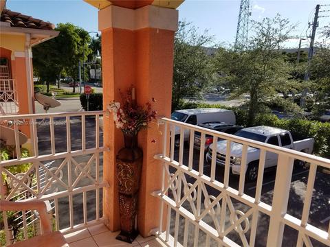 601 E 1st Ave #203, Hialeah, FL 33010 photo 15