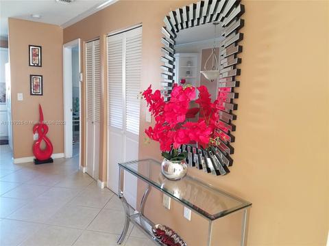 601 E 1st Ave #203, Hialeah, FL 33010 photo 4