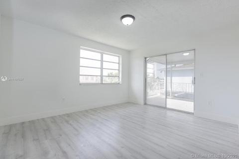 671 E 11th Pl, Hialeah, FL 33010 photo 19