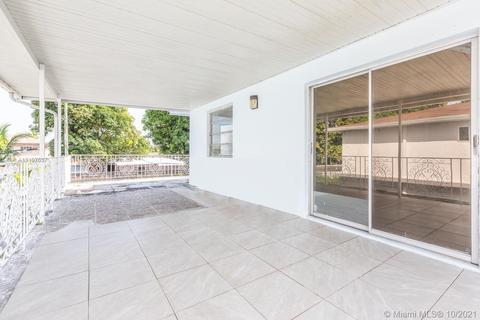 671 E 11th Pl, Hialeah, FL 33010 photo 17