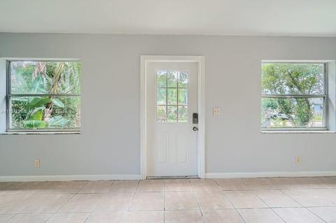 315 5th St, Jupiter, FL 33458 photo 6