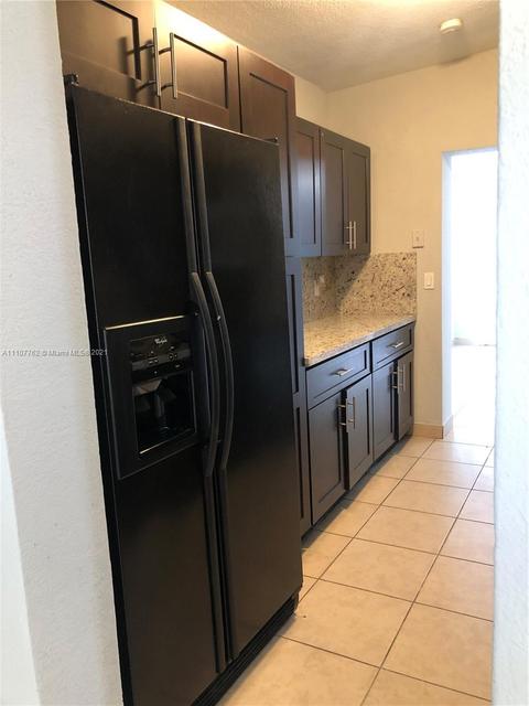 571 E 46th St, Hialeah, FL 33013 photo 8