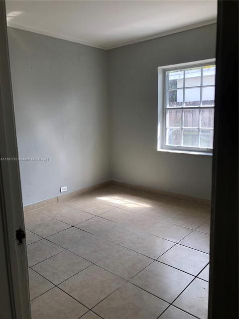 571 E 46th St, Hialeah, FL 33013 photo 21