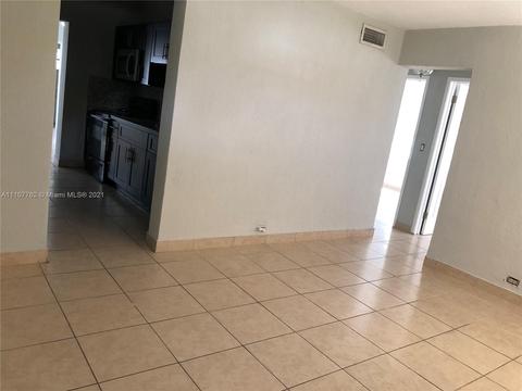 571 E 46th St, Hialeah, FL 33013 photo 5