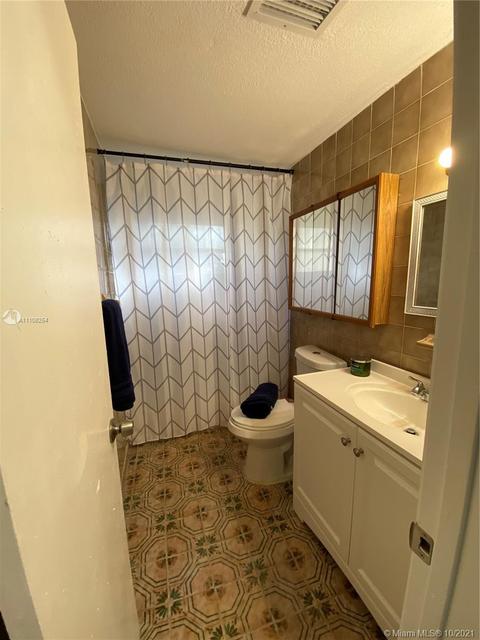 317 E 43rd St, Hialeah, FL 33013 photo 49
