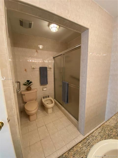 317 E 43rd St, Hialeah, FL 33013 photo 14