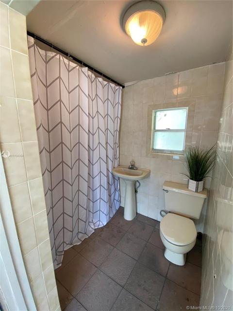 317 E 43rd St, Hialeah, FL 33013 photo 36