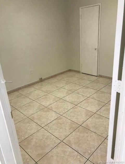 317 E 43rd St, Hialeah, FL 33013 photo 19