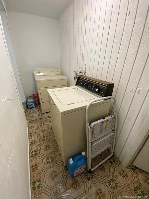317 E 43rd St, Hialeah, FL 33013 photo 42
