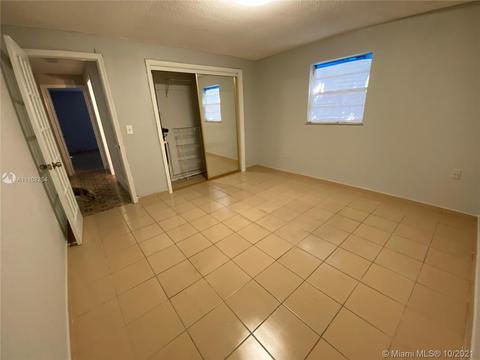 317 E 43rd St, Hialeah, FL 33013 photo 50