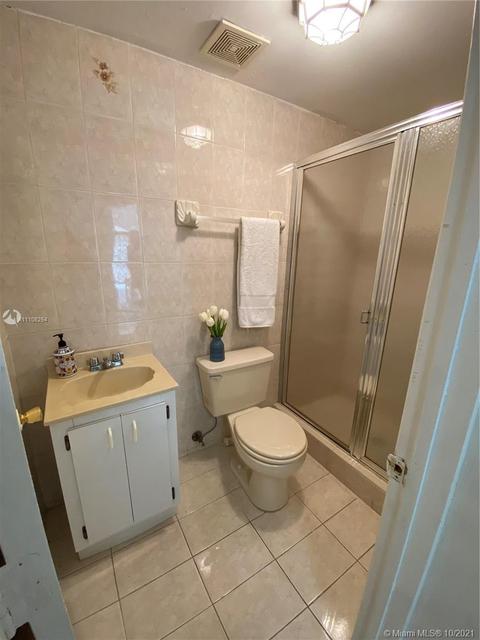 317 E 43rd St, Hialeah, FL 33013 photo 18