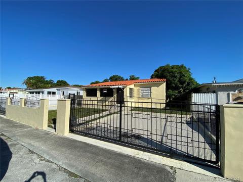 317 E 43rd St, Hialeah, FL 33013 photo 1