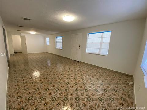 317 E 43rd St, Hialeah, FL 33013 photo 44