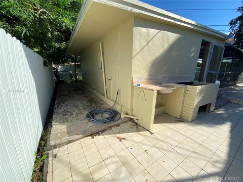 317 E 43rd St, Hialeah, FL 33013 photo 28