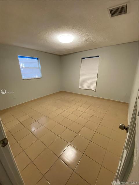 317 E 43rd St, Hialeah, FL 33013 photo 51