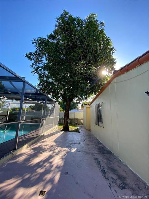 317 E 43rd St, Hialeah, FL 33013 photo 30