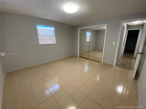 317 E 43rd St, Hialeah, FL 33013 photo 47