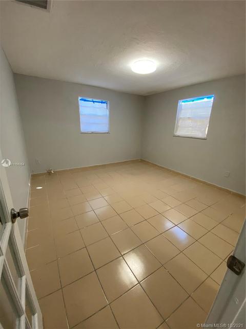 317 E 43rd St, Hialeah, FL 33013 photo 46