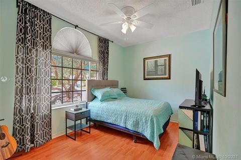 111 Danielle Ct, Weston, FL 33326 photo 25