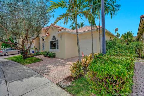 111 Danielle Ct, Weston, FL 33326 photo 2