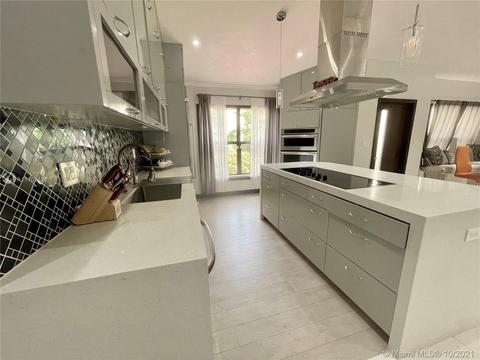 18467 NW 52 Path, Miami Gardens, FL 33055 photo 7