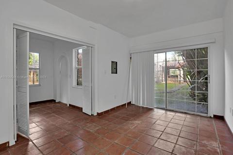1318 S Greenway Dr, Coral Gables, FL 33134 photo 25