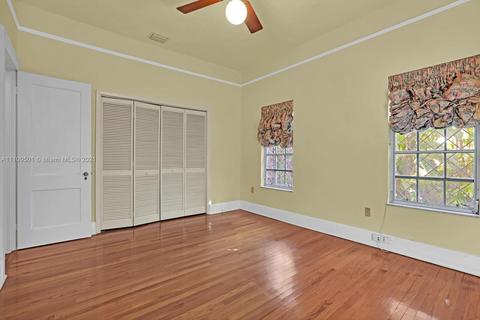 1318 S Greenway Dr, Coral Gables, FL 33134 photo 7