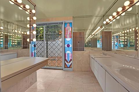 1318 S Greenway Dr, Coral Gables, FL 33134 photo 11