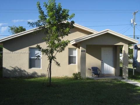 10443 SW 184 St, Miami, FL 33157