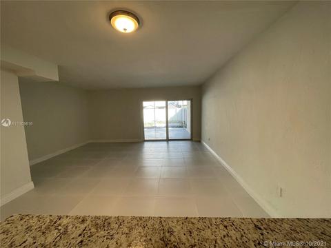 821 W 79th Pl, Hialeah, FL 33014 photo 3