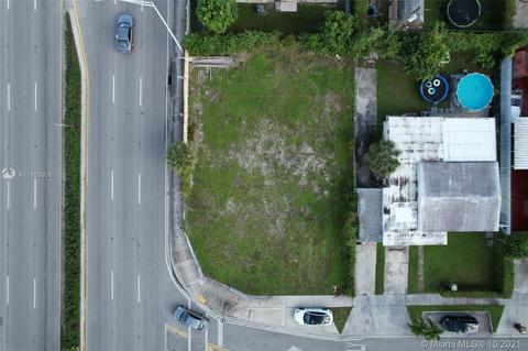 383 W 35th St, Hialeah, FL 33012 photo 5