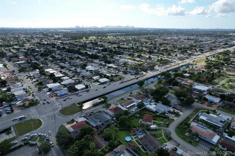 383 W 35th St, Hialeah, FL 33012 photo 24
