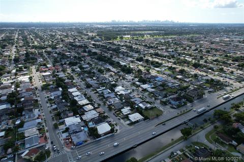 383 W 35th St, Hialeah, FL 33012 photo 21