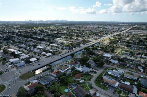 383 W 35th St, Hialeah, FL 33012 photo 23