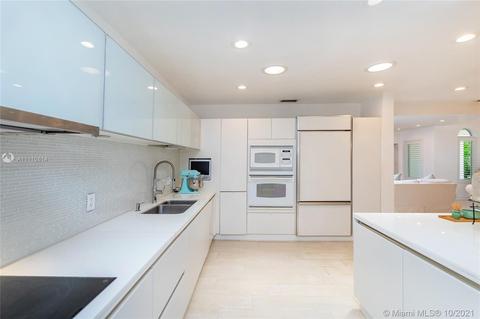 145 Hampton Ln, Key Biscayne, FL 33149 photo 11
