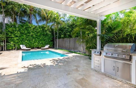 145 Hampton Ln, Key Biscayne, FL 33149 photo 28