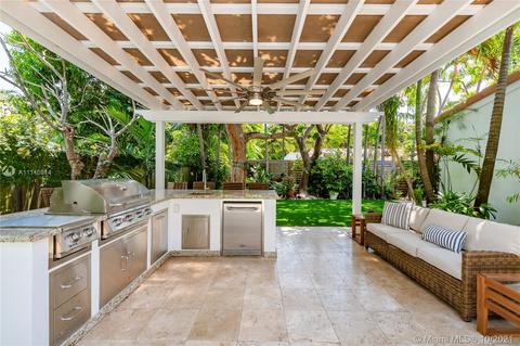 145 Hampton Ln, Key Biscayne, FL 33149 photo 27