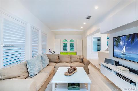 145 Hampton Ln, Key Biscayne, FL 33149 photo 8