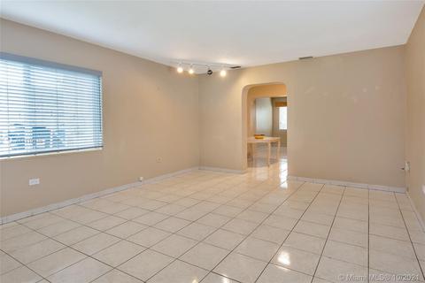 2801 SW 16th St, Miami, FL 33145 photo 17