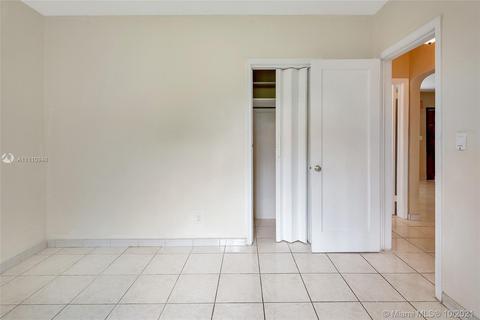 2801 SW 16th St, Miami, FL 33145 photo 27