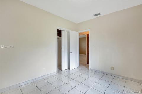 2801 SW 16th St, Miami, FL 33145 photo 26